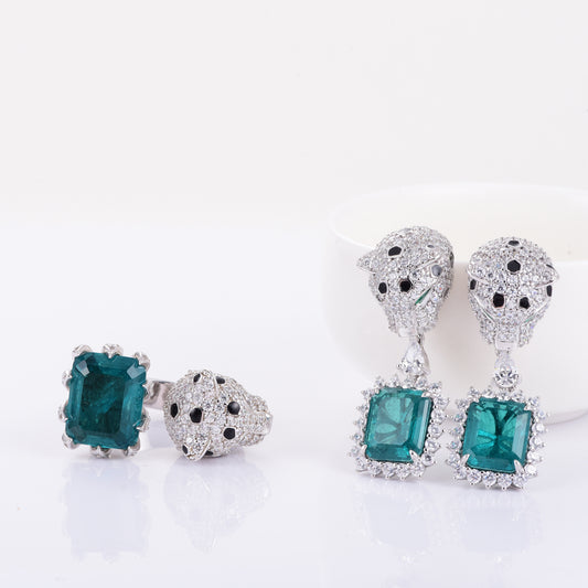 Emerald Green Leopard Ring