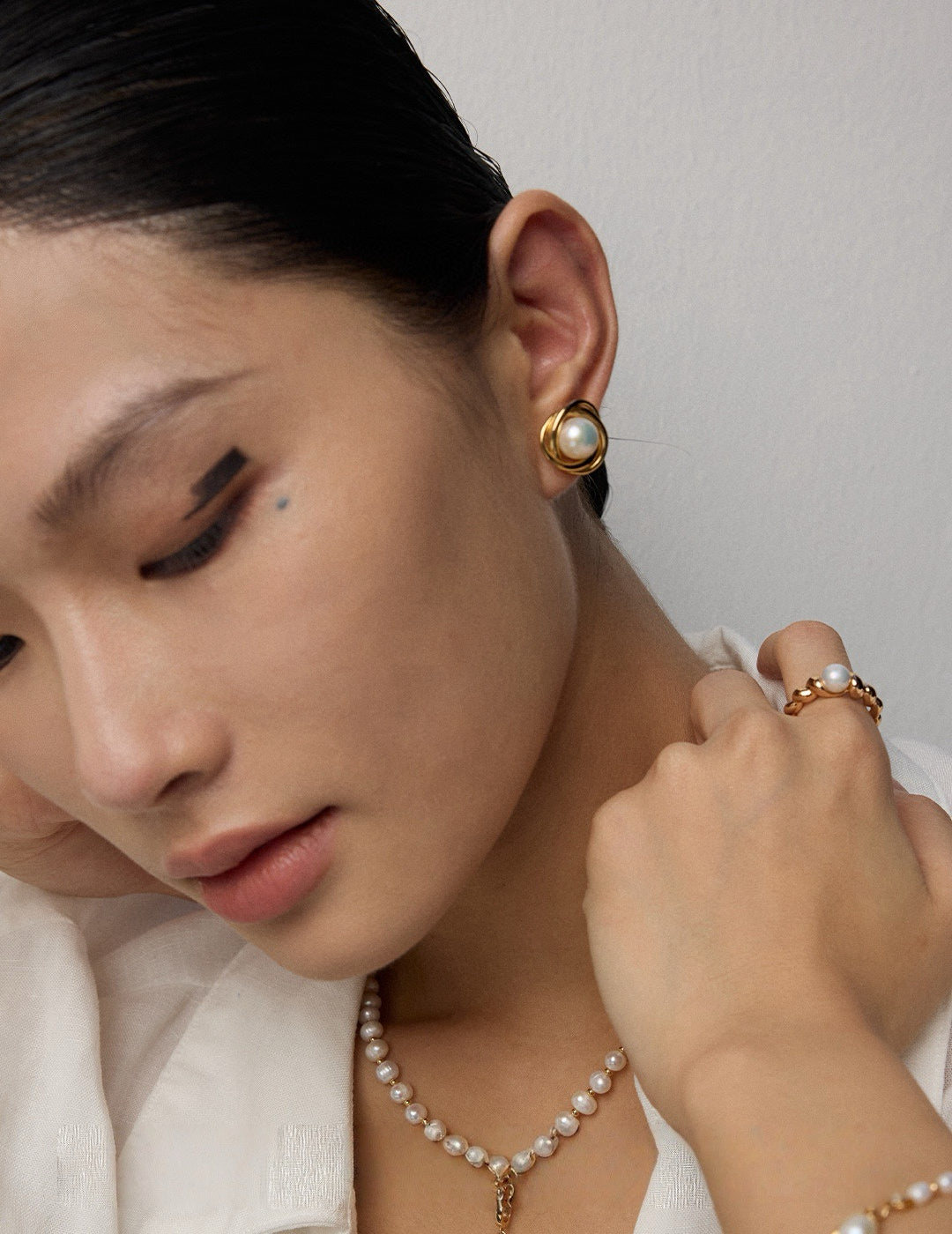 Aurora Pearl Ring