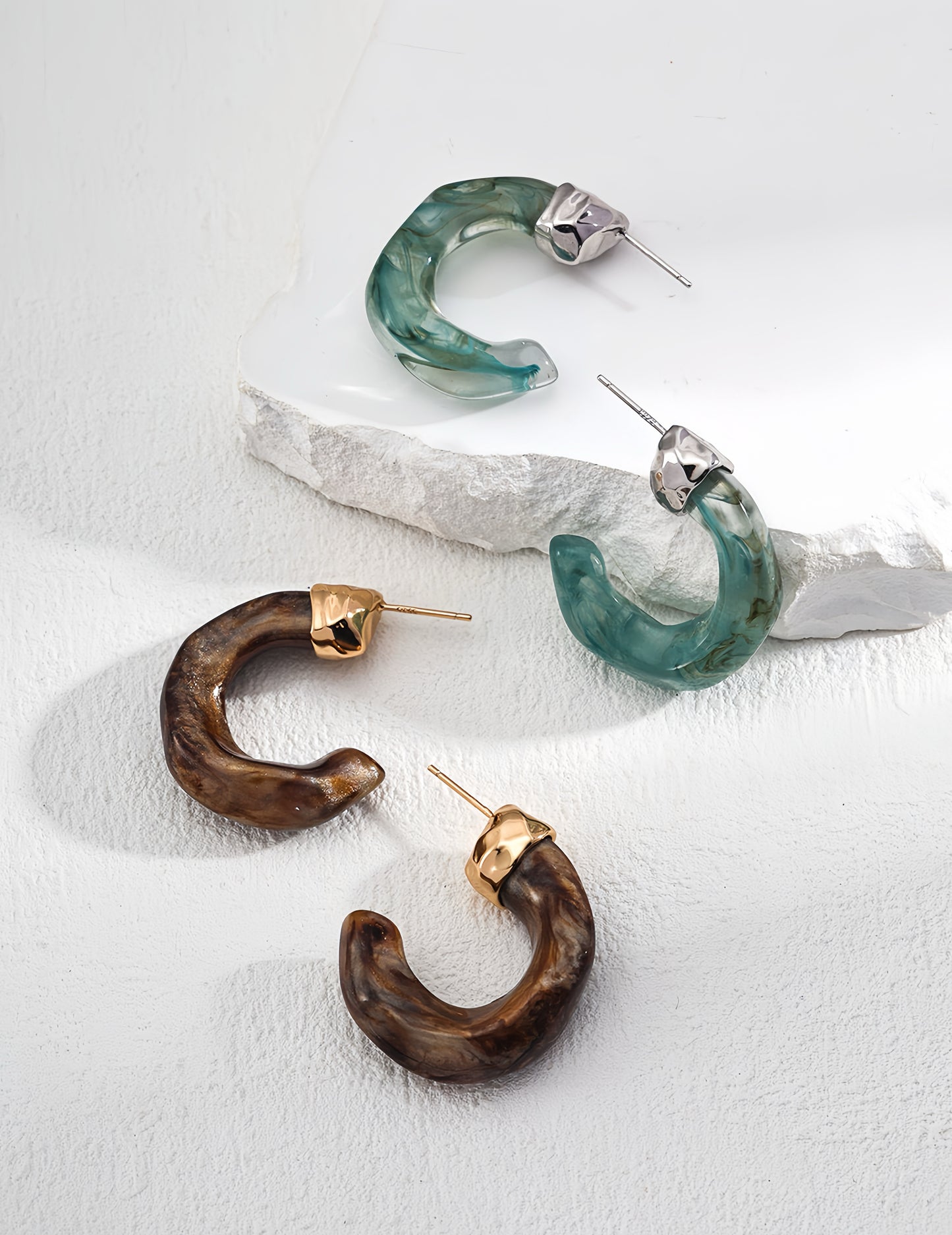 Serene Agate Earrings