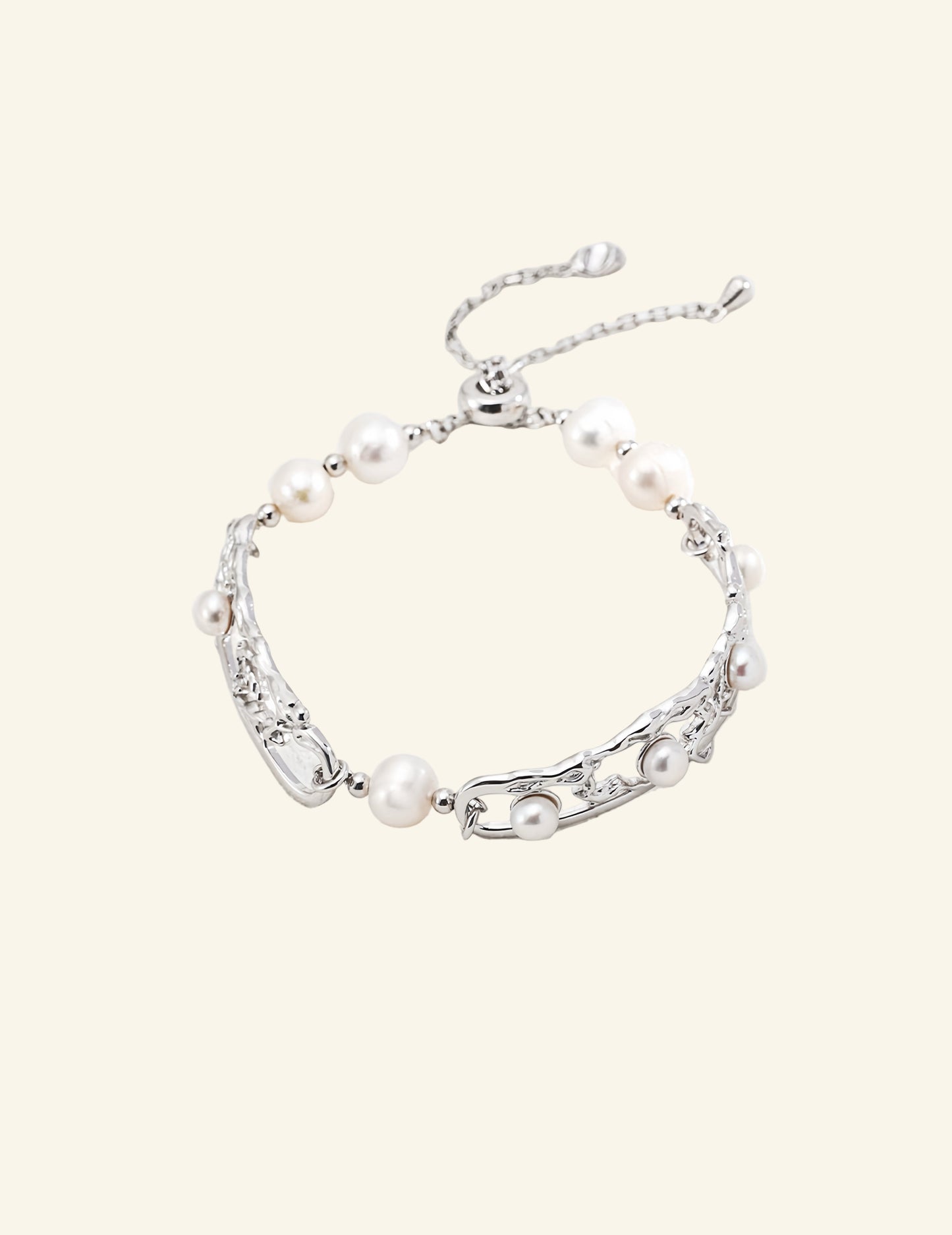 Winter Pearl Bracelet