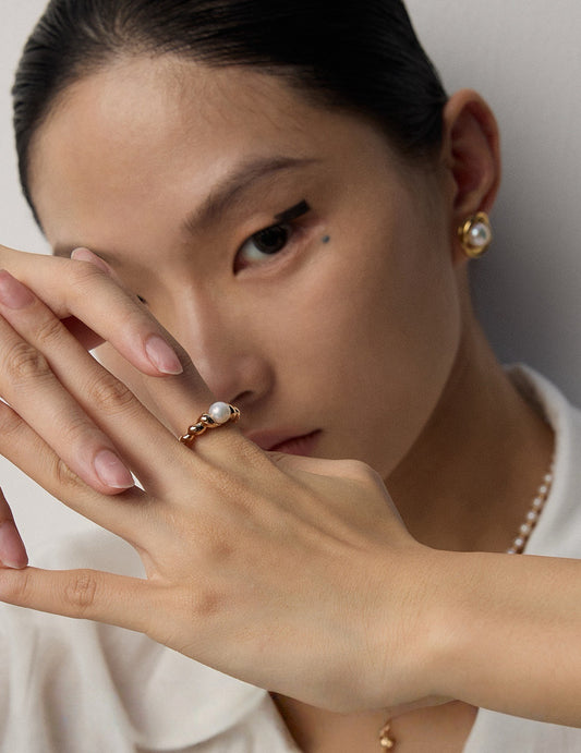 Aurora Pearl Ring