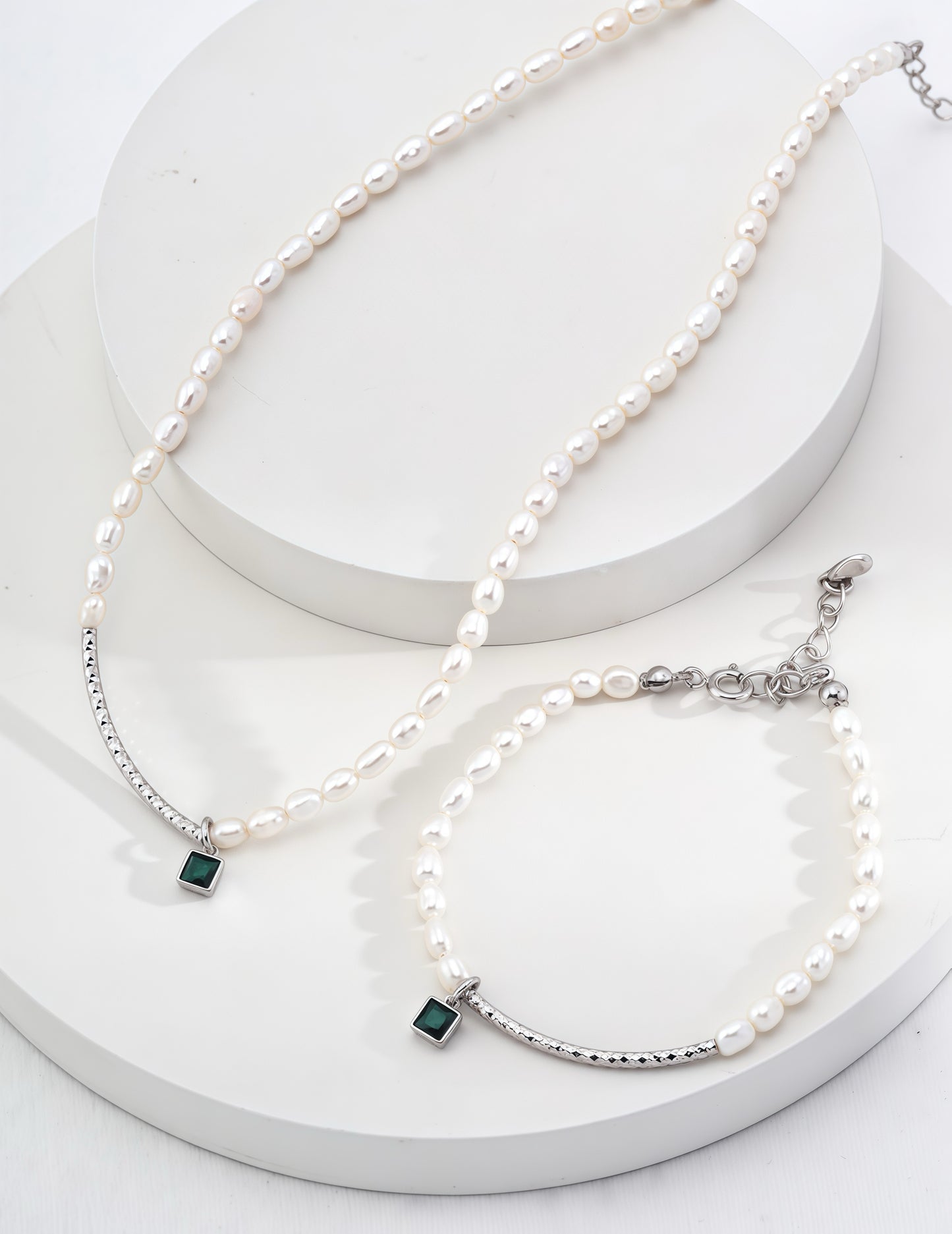 Moonlight Gleam Necklace / Bracelet
