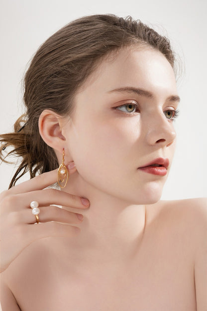 Silent Glow Earrings