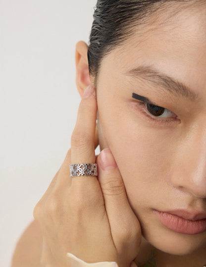 Timeless Balance Ring