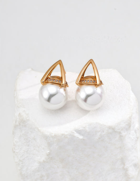 Contemporary Geometry Pearl Earring