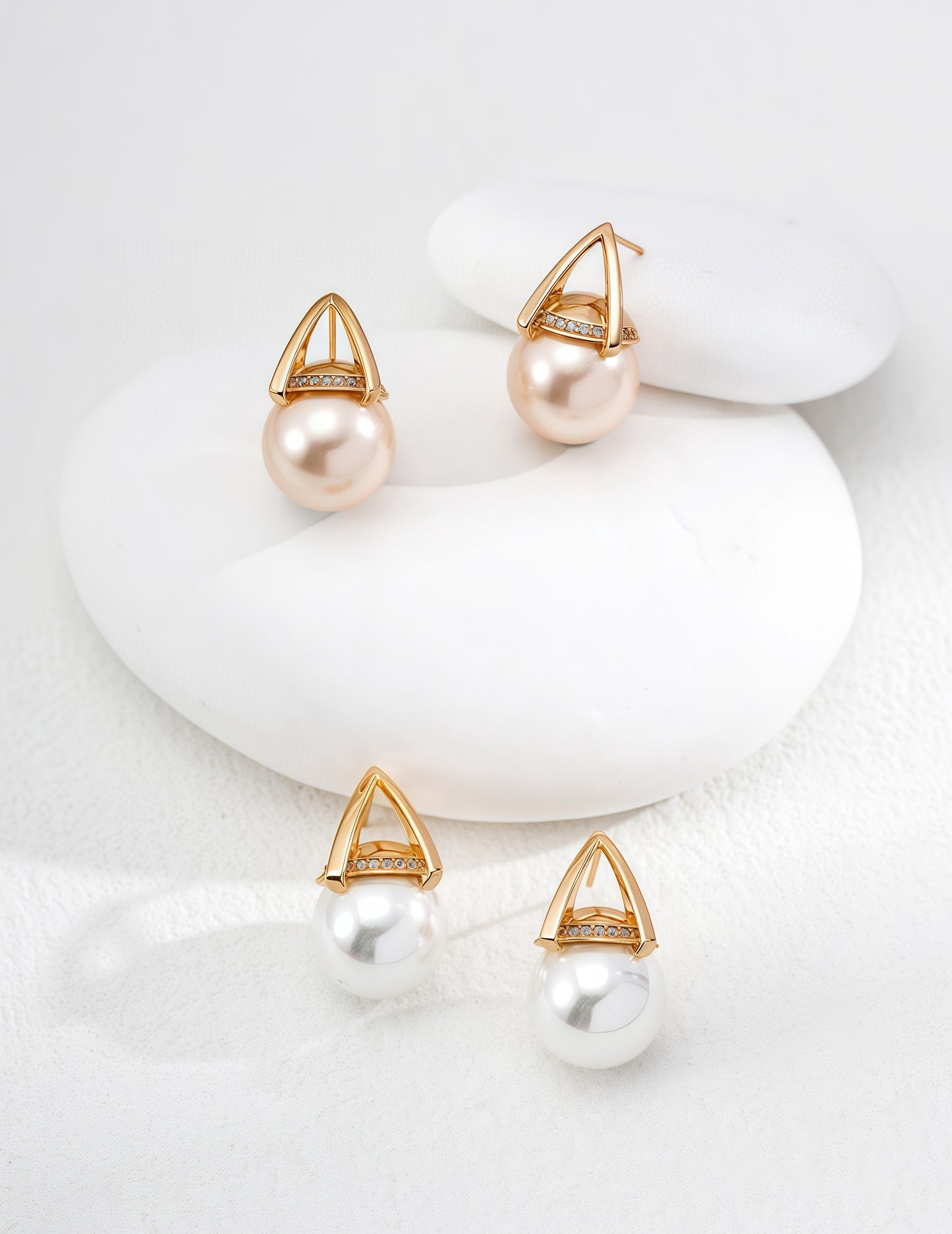 Contemporary Geometry Pearl Earring