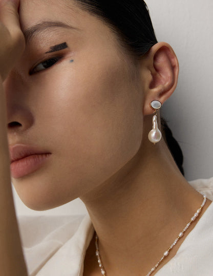 Moonlight Pearl Earrings