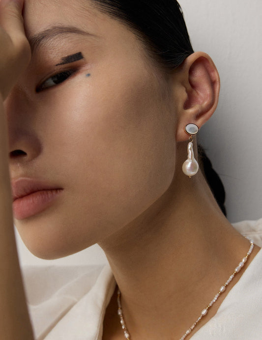 Moonlight Pearl Earrings