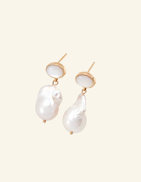 Moonlight Pearl Earrings