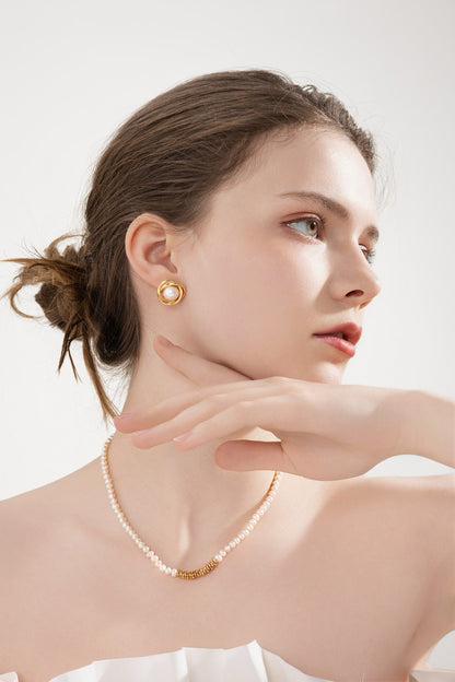 Timeless Pearl Earrings