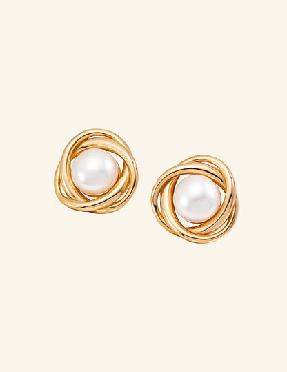 Timeless Pearl Earrings