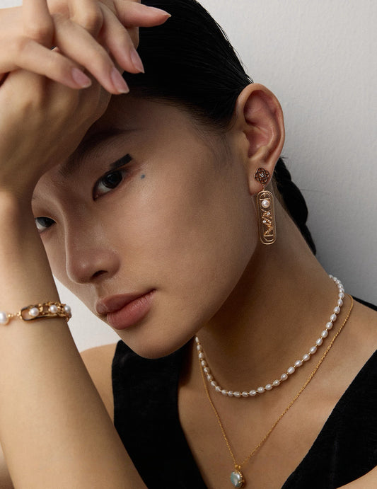 Poetic Glow Earrings