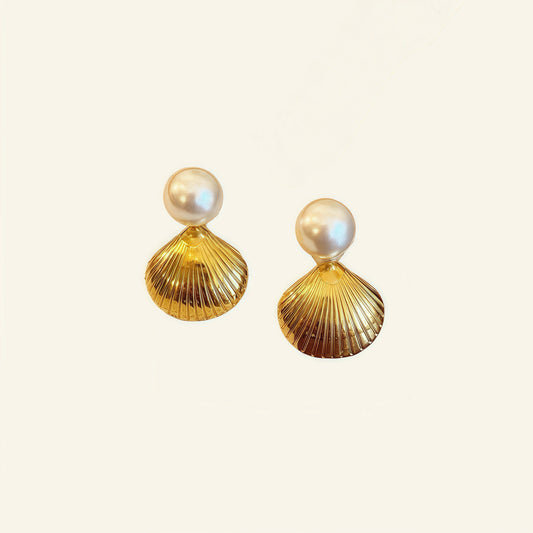 Lumière Shell Pearl Studs
