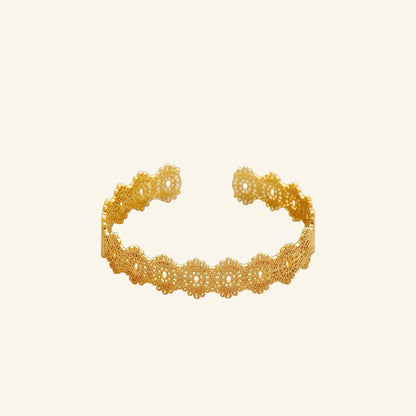 Regal Lace Bracelet
