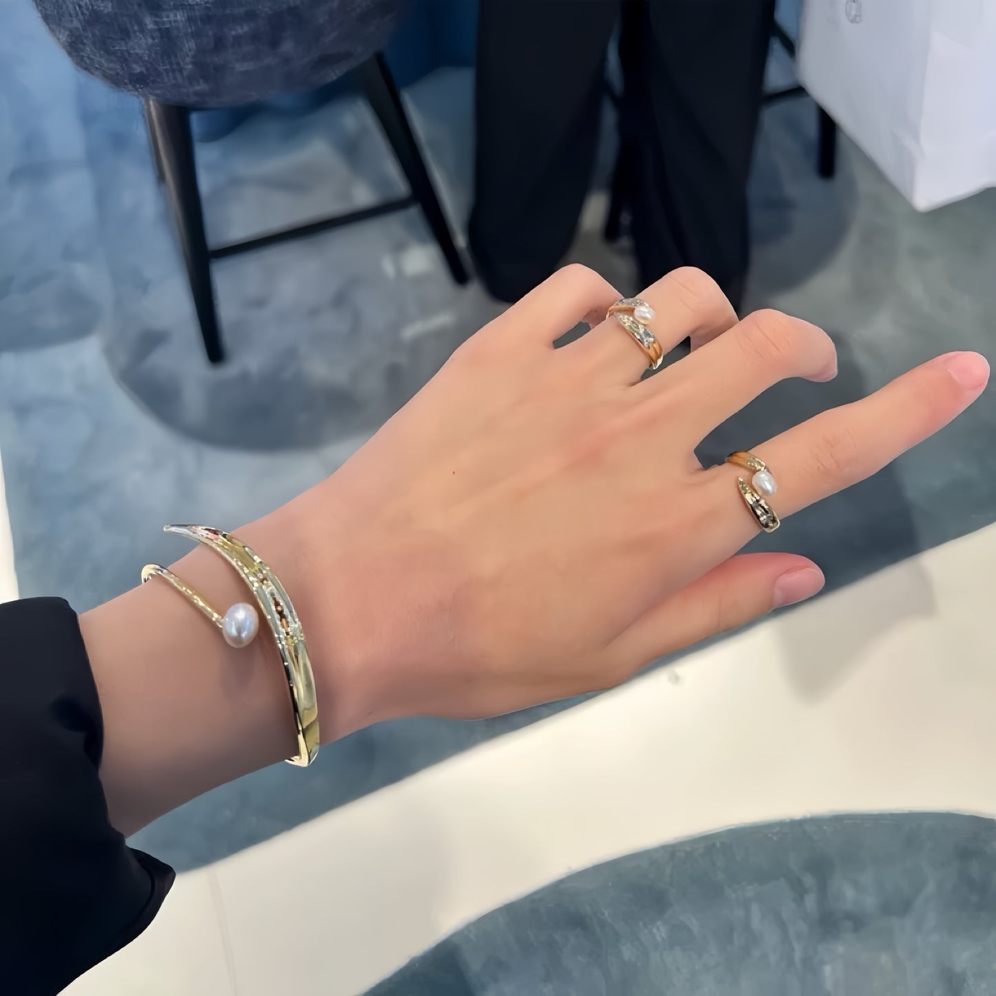 Olive Whisper Pearl Ring