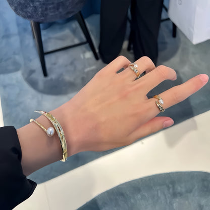 Olive Whisper Pearl Ring