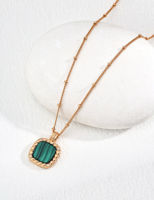 Minimalist Malachite Necklace